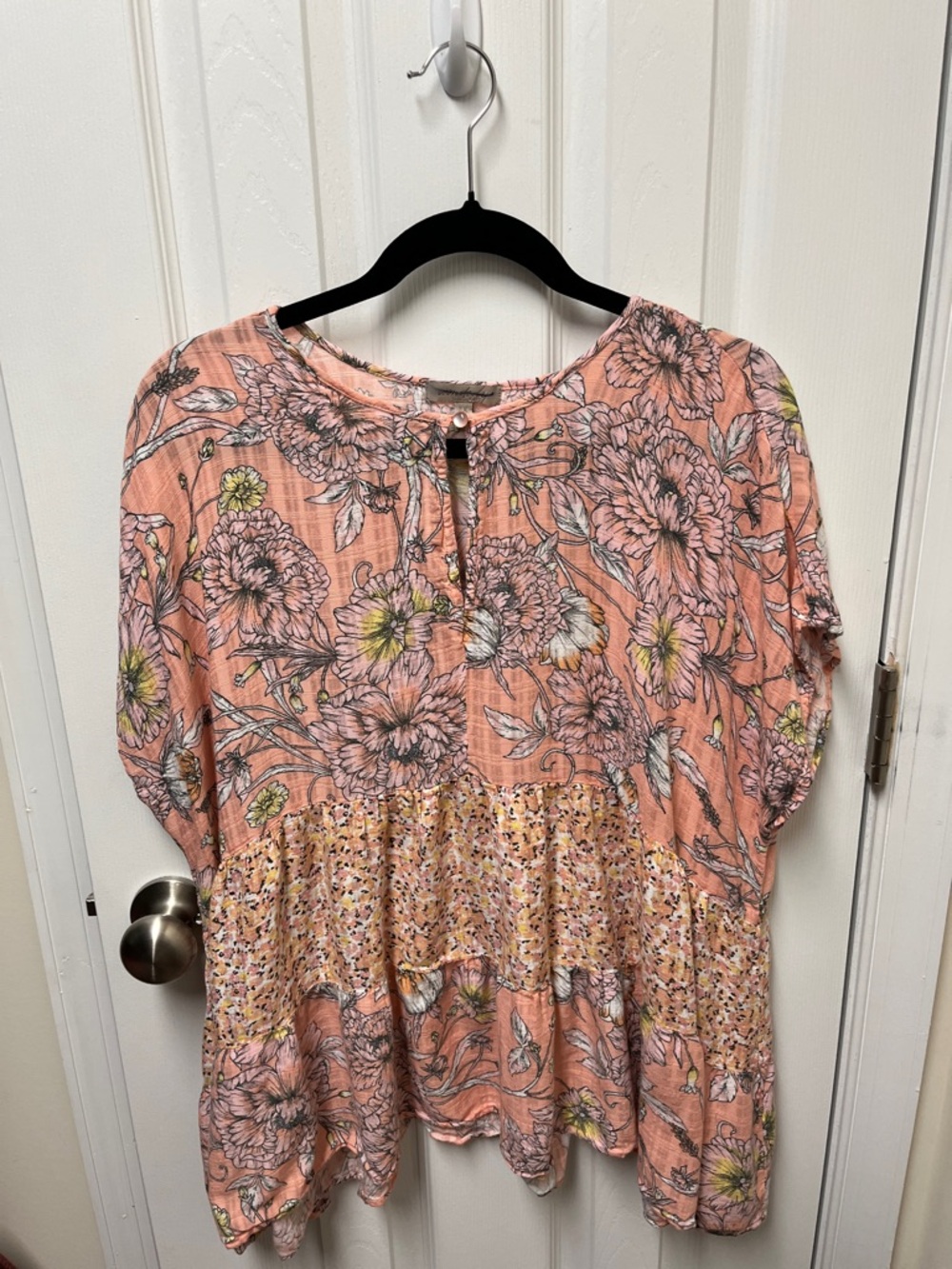 Wonderly Peach Floral Button-Front Top